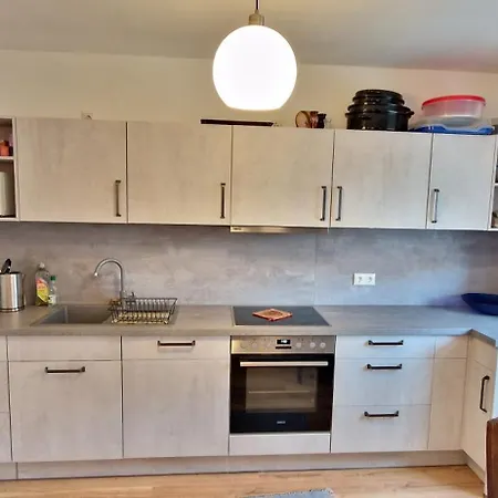 Gemuetliche Fuer Monteure Und Gaeste Lejlighed